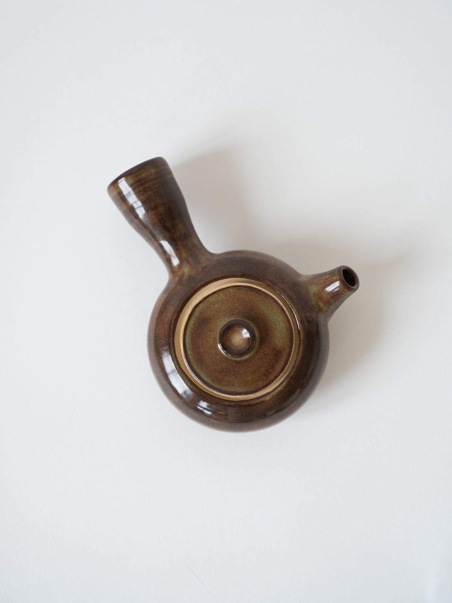Japanese-style teapot