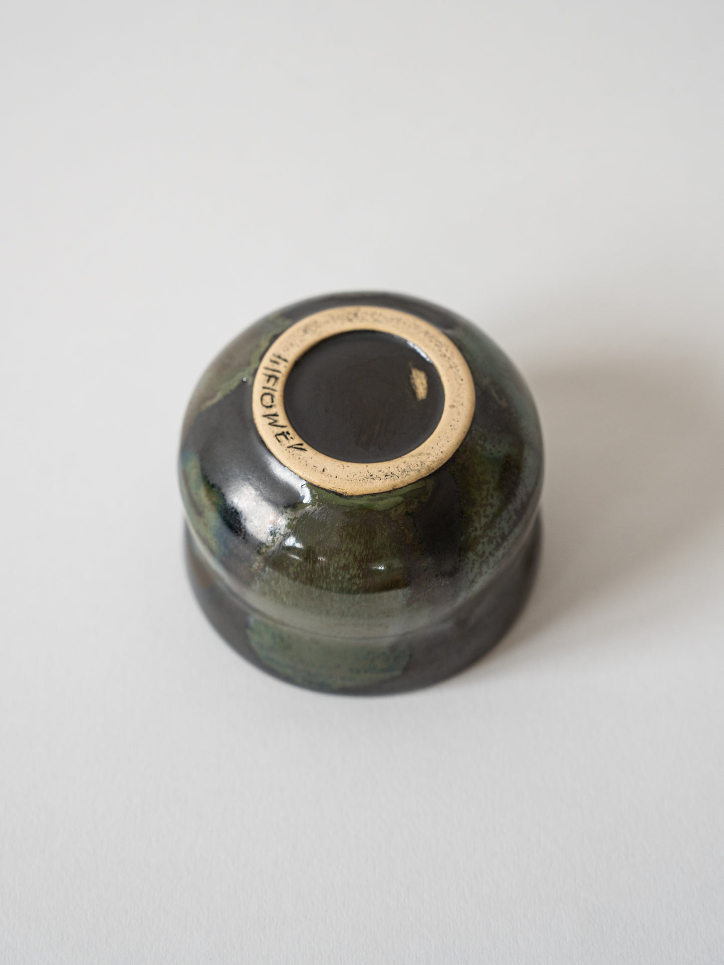 Black cup no.3 Quiet Bloom